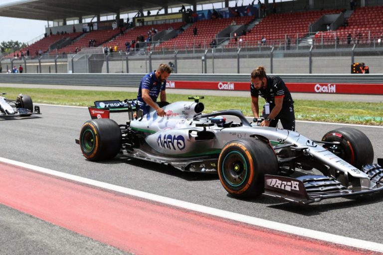 F1, Hamilton deluso: settima posizione nella Sprint Qualifying