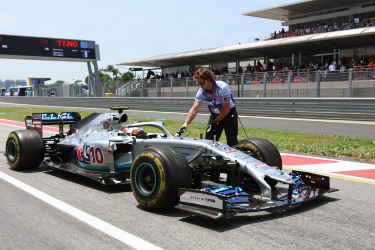 F1, Fernando Alonso trionfa a Singapore nel 2010