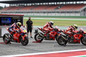 Superbike, Bayliss ed Edwards: battaglia storica ad Imola