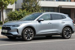 Bollo auto: modelli esenti dal 2027 con potenza fino a 80 kW