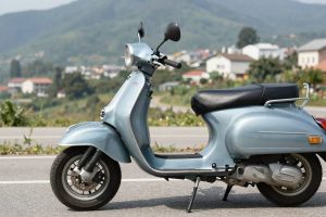Scooter anni '90: i cinquantini diventano oggetti da collezione